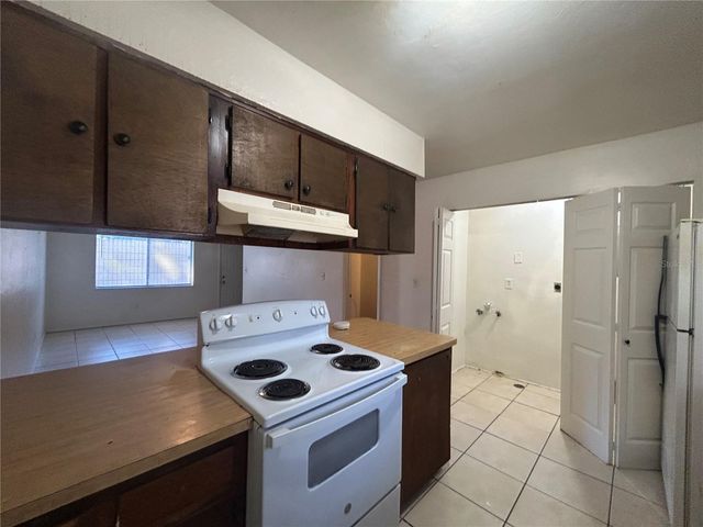 707 SW 68TH TERRACE B, Gainesville, FL 32607