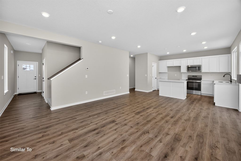 1752 SW Sienna Court, Grimes, IA 50111