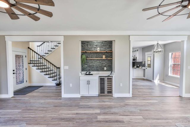 7390 San Ramon Dr, Milton, FL 32583