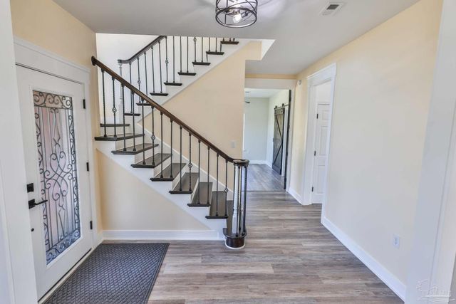 7390 San Ramon Dr, Milton, FL 32583