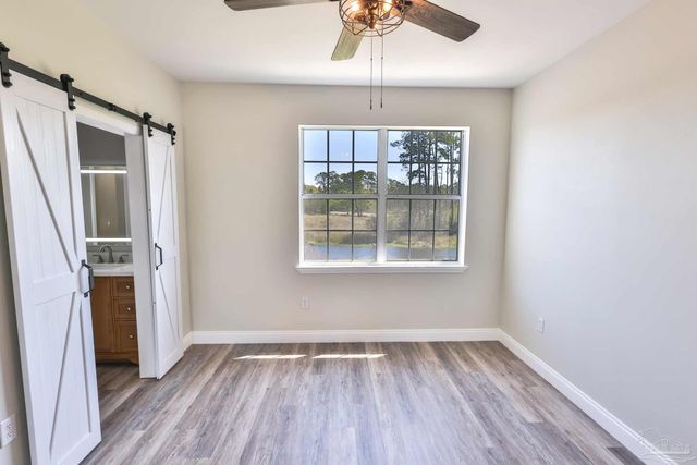 7390 San Ramon Dr, Milton, FL 32583