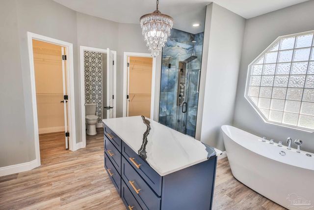 7390 San Ramon Dr, Milton, FL 32583