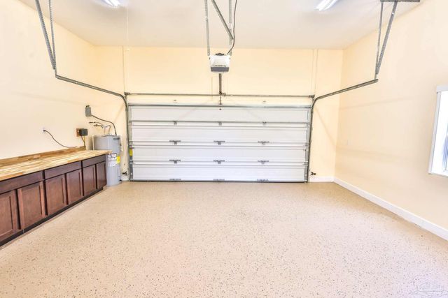 7390 San Ramon Dr, Milton, FL 32583