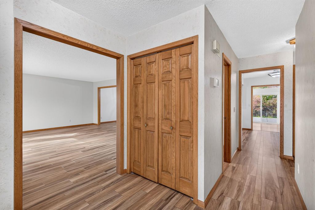 11310 47th Avenue N, Plymouth, MN 55442 — photo 4