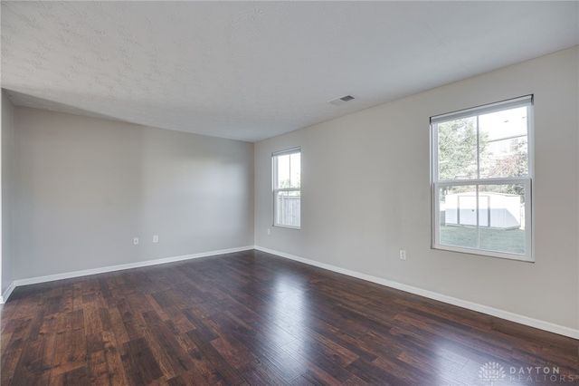 2540 Jenny Marie Drive, Xenia, OH 45385