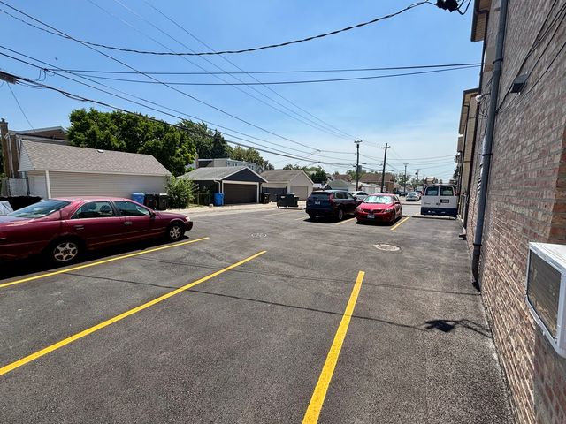 3143 N Nashville Avenue 3E, Chicago, IL 60634