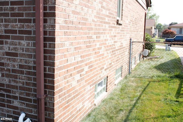 19909 Towner Drive, Clinton Twp, MI 48038