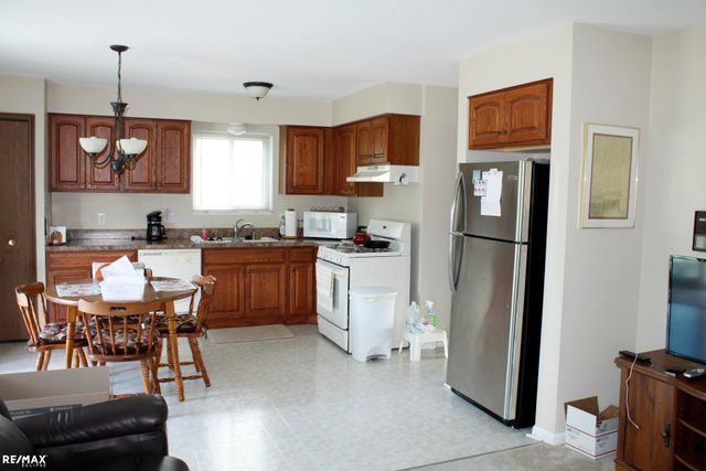 19909 Towner Drive, Clinton Twp, MI 48038