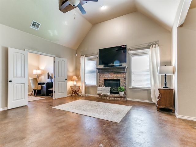 17200 Hardwood Place, Edmond, OK 73012