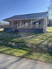 98 Ballenger Rd, Carthage, TN 37030