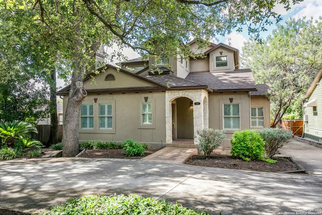 211 Elizabeth, Terrell Hills, TX 78209