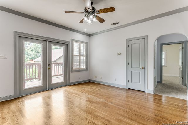 211 Elizabeth, Terrell Hills, TX 78209