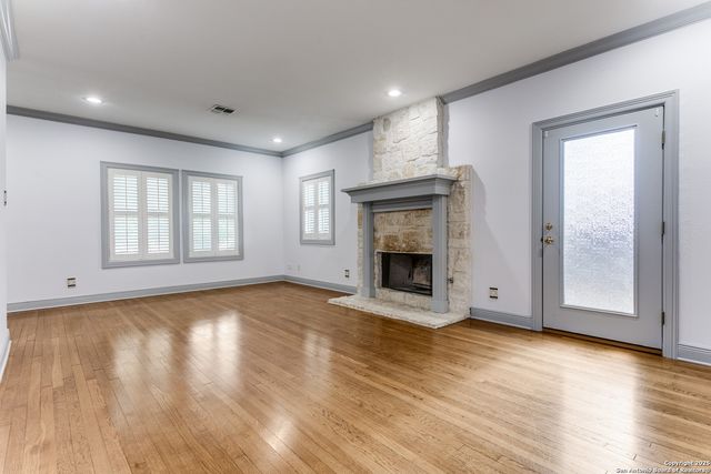 211 Elizabeth, Terrell Hills, TX 78209