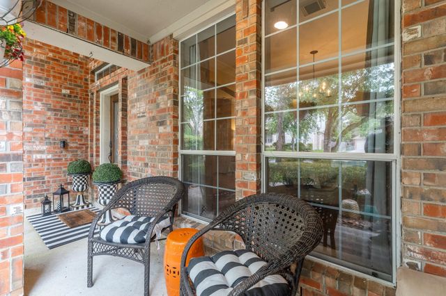 51 N Scribewood Circle, The Woodlands, TX 77382