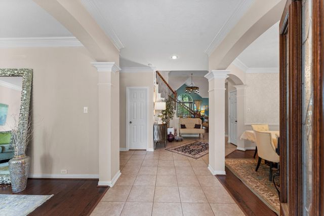 51 N Scribewood Circle, The Woodlands, TX 77382