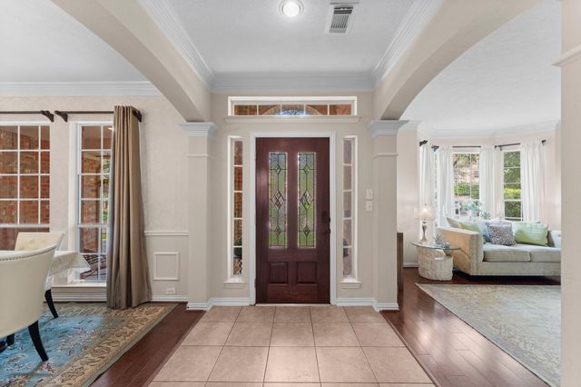 51 N Scribewood Circle, The Woodlands, TX 77382