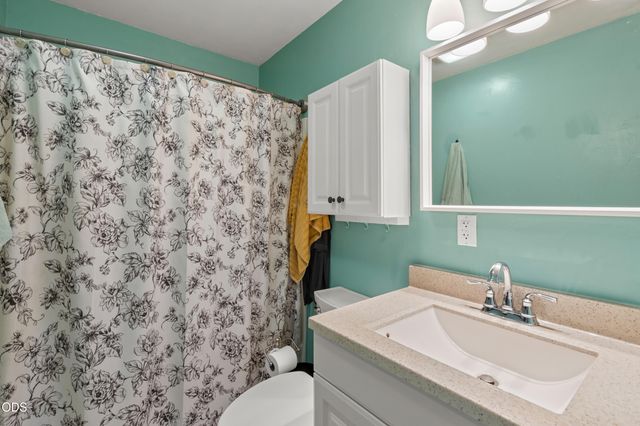 761 Hazel Street, Central Point, OR 97502