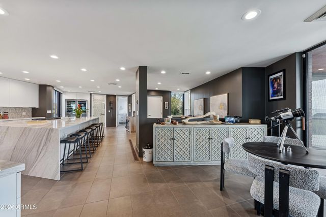 2106 E Kaler Drive, Phoenix, AZ 85016