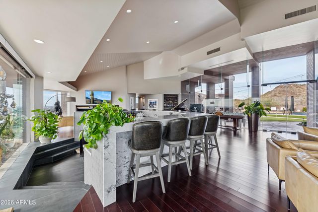 2106 E Kaler Drive, Phoenix, AZ 85016