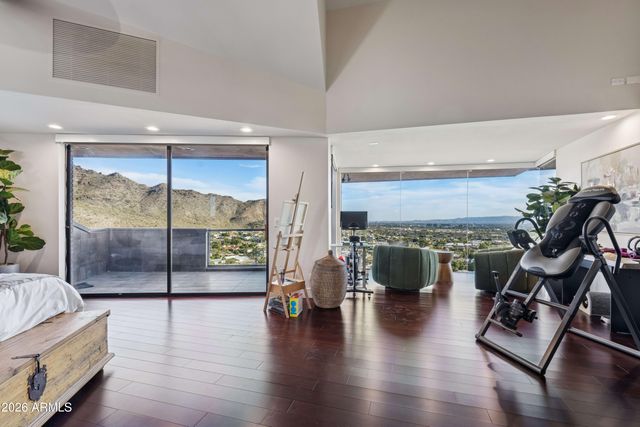 2106 E Kaler Drive, Phoenix, AZ 85016