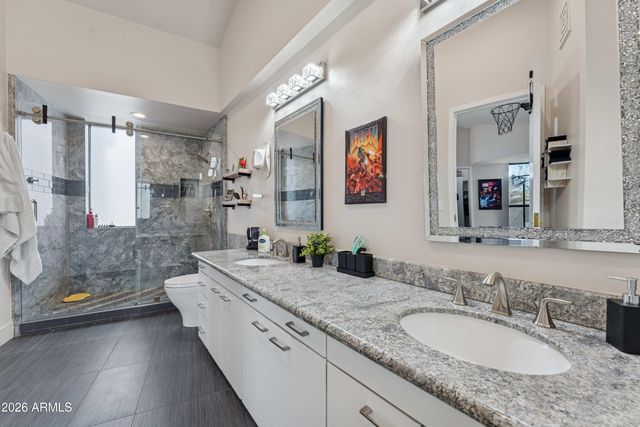 2106 E Kaler Drive, Phoenix, AZ 85016