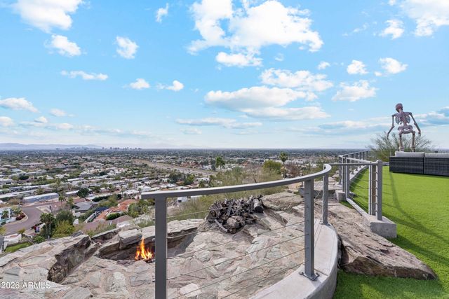 2106 E Kaler Drive, Phoenix, AZ 85016