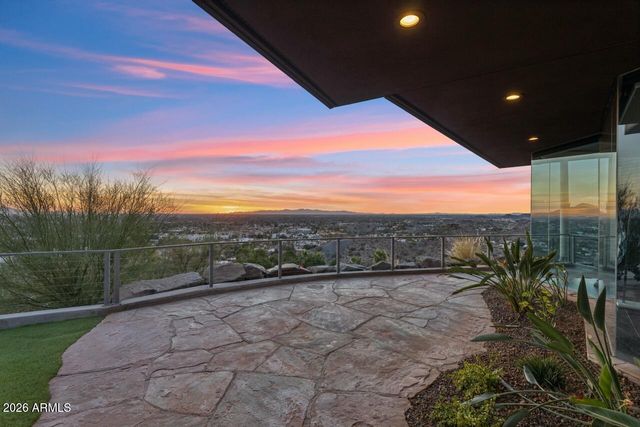 2106 E Kaler Drive, Phoenix, AZ 85016