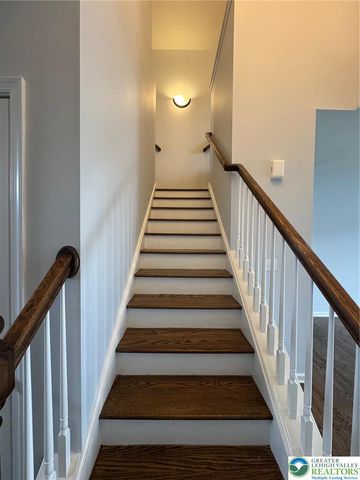 1477 Tarpan Lane, South Whitehall Twp, PA 18104