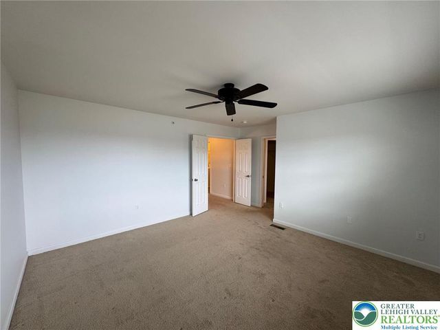 1477 Tarpan Lane, South Whitehall Twp, PA 18104