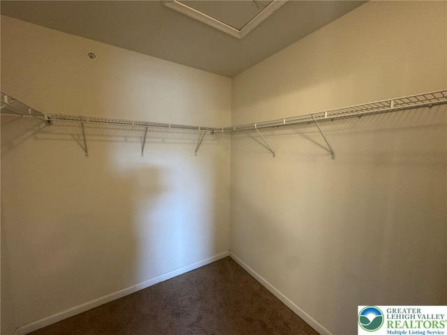 1477 Tarpan Lane, South Whitehall Twp, PA 18104