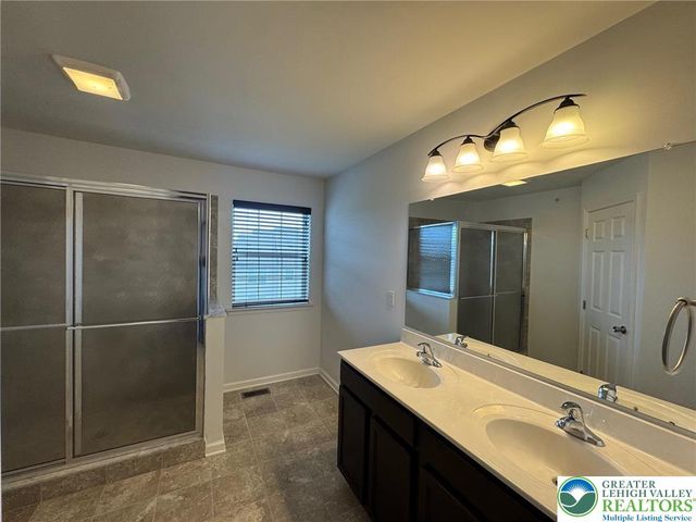 1477 Tarpan Lane, South Whitehall Twp, PA 18104