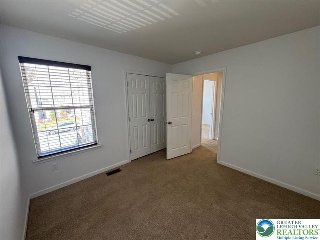 1477 Tarpan Lane, South Whitehall Twp, PA 18104