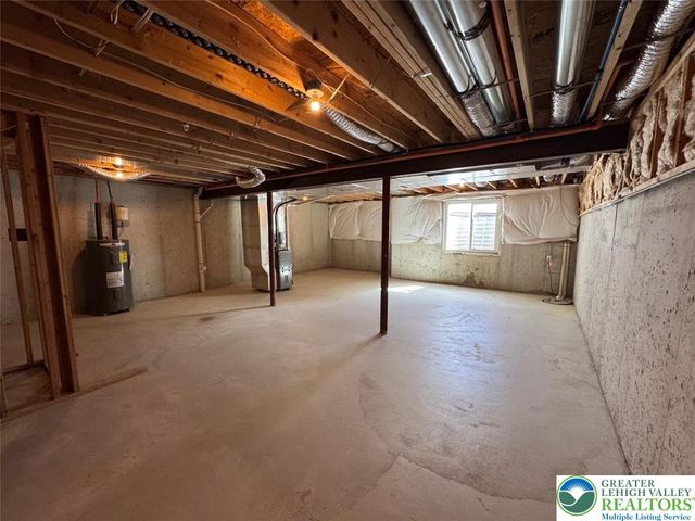 1477 Tarpan Lane, South Whitehall Twp, PA 18104