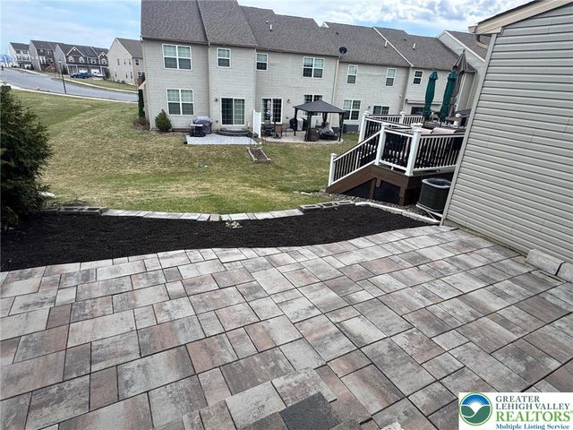 1477 Tarpan Lane, South Whitehall Twp, PA 18104