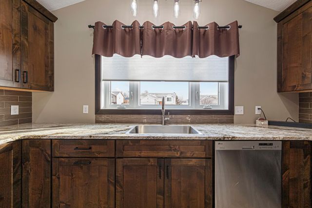 2214 Hulett Avenue, Faribault, MN 55021