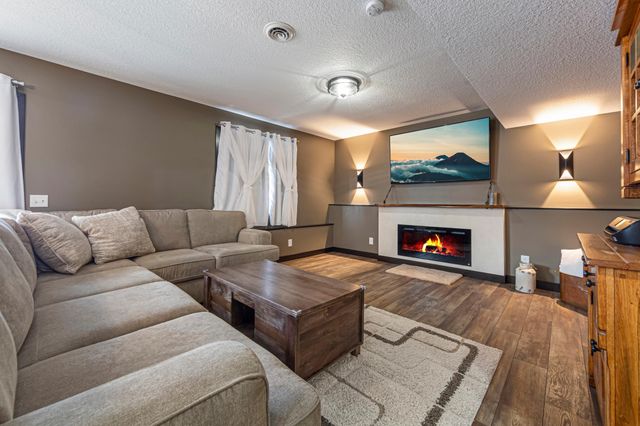 2214 Hulett Avenue, Faribault, MN 55021