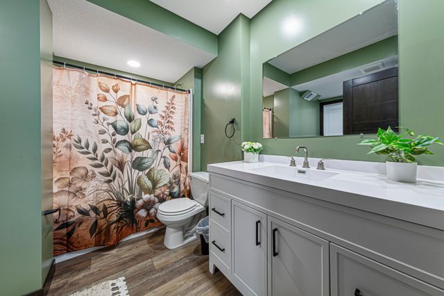 2214 Hulett Avenue, Faribault, MN 55021