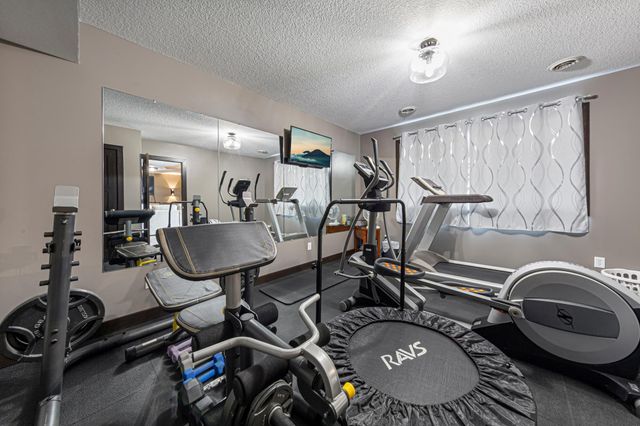 2214 Hulett Avenue, Faribault, MN 55021