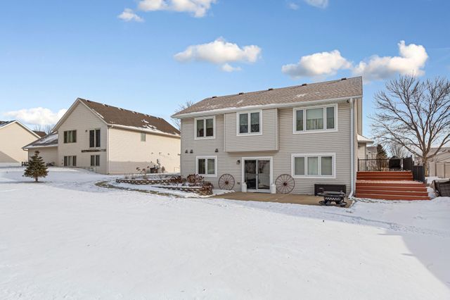 2214 Hulett Avenue, Faribault, MN 55021