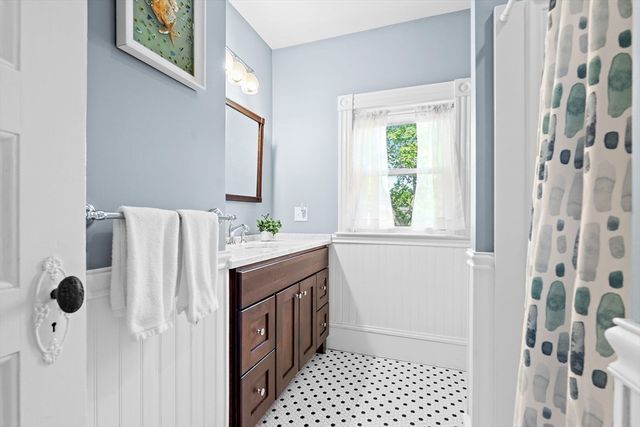 18 O'neil Street, Hudson, MA 01749