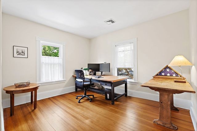 18 O'neil Street, Hudson, MA 01749