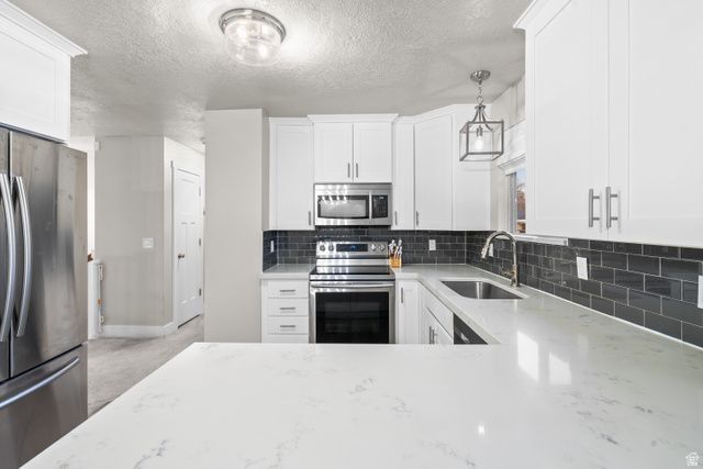 11275 S SANDY GULCH RD, Sandy, UT 84094