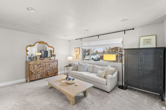 11275 S SANDY GULCH RD, Sandy, UT 84094