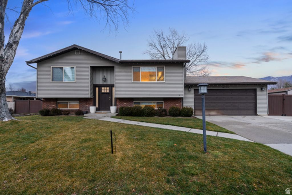 11275 S SANDY GULCH RD, Sandy, UT 84094