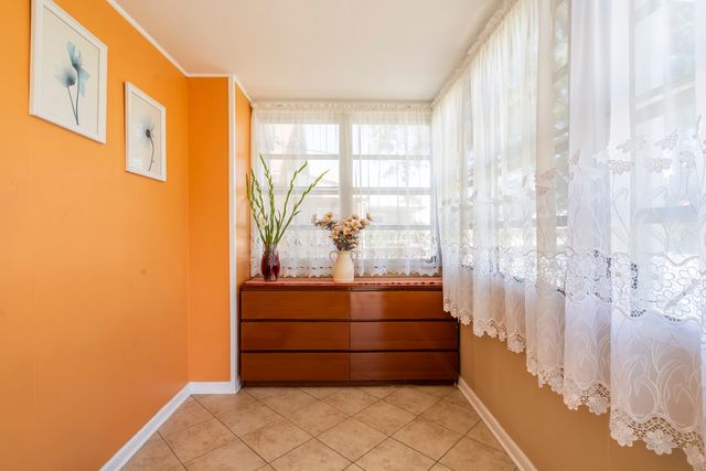 4833 N Moody Avenue, Chicago, IL 60630