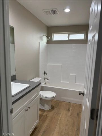 9677 I Avenue, Hesperia, CA 92345