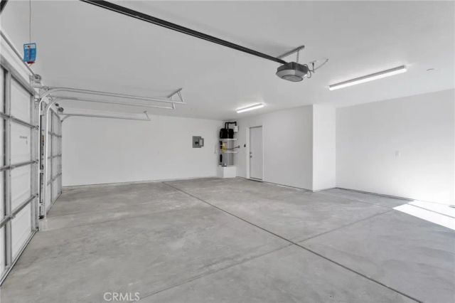 9677 I Avenue, Hesperia, CA 92345