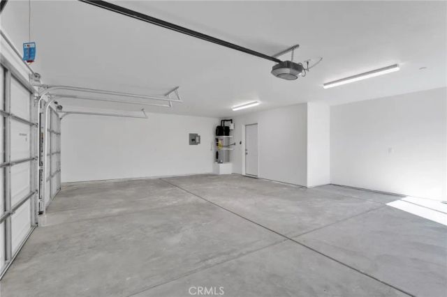 9677 I Avenue, Hesperia, CA 92345