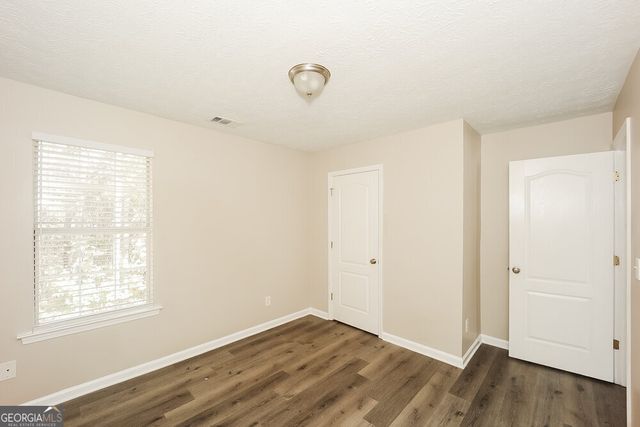 587 Rosewood Circle, Jonesboro, GA 30238