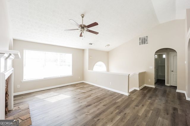 587 Rosewood Circle, Jonesboro, GA 30238